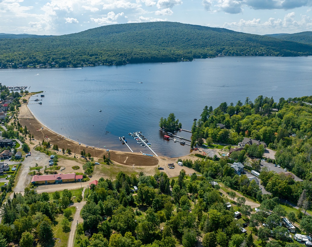 35 suggestions où dormir dans La Jacques-Cartier 2 web club plage lac st jospeh drone campin courtoisie ete24 1